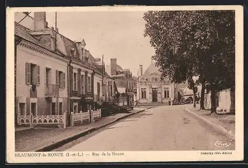 AK Beaumont-la-Ronce, Rue de la Douve