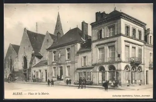 AK Bléré, Place de la Mairie