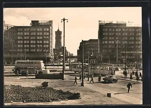 AK Berlin, Strassenbahnen am Alexanderplatz, Berolina-Haus, Rotes Rathaus