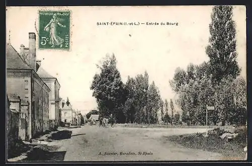 AK Saint-Épain /I.-et-L., Entrée du Bourg