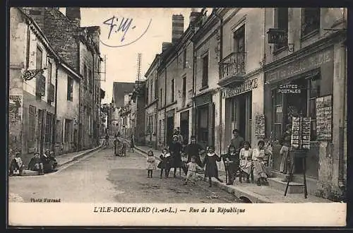 AK L`Ile-Bouchard /I.-et-L., Rue de la République