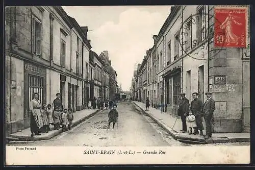 AK Saint-Epain /I.-et-L., Grande Rue