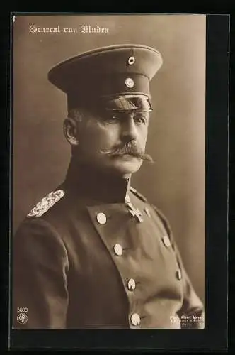 AK General von Mudra, Portrait mit Schirmmütze