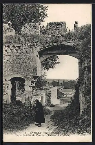 AK Sazilly, Porte fortifiee de l`ancien Chateau