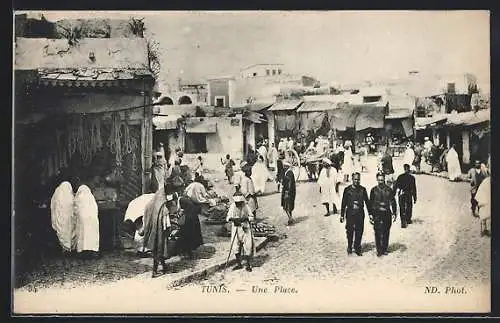 AK Tunis, Une Place