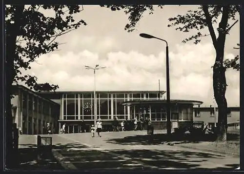 AK Sangerhausen, Strassenpartie vor dem Bahnhof