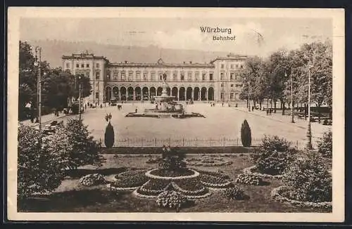 AK Würzburg, Bahnhof mit Brunnen auf dem Vorplatz