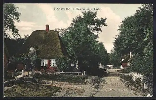 AK Oevenum /Föhr, Blick entlang der Dorftstrasse