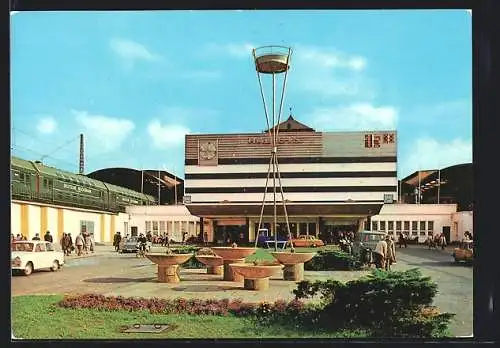 AK Halle /Saale, Frontansicht vom Hauptbahnhof