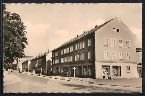 AK Lauchhammer-Ost, Strassenpartie in der Friedensstrasse