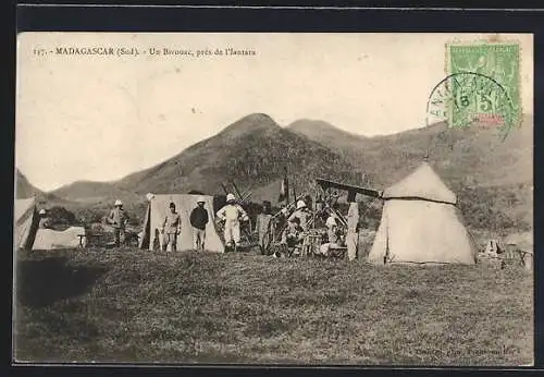 AK Madagascar, Un Bivouac, près de l`Iantara