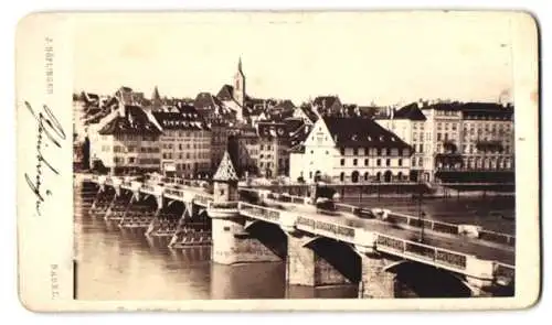 Fotografie J. Höflinger, Basel, Ansicht Basel, Rheinbrücke mit Teilansicht der Stadt
