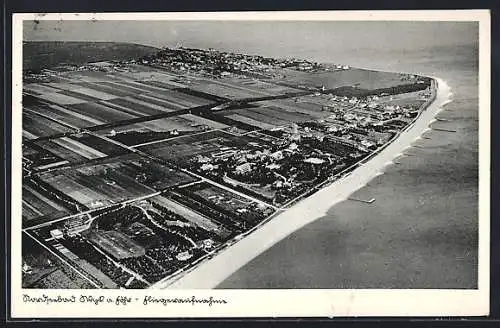 AK Wyk /Föhr, Ortsansicht mit Strand vom Flugzeug aus