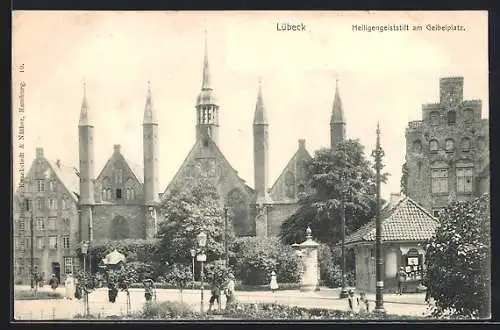 AK Lübeck, Heiligengeiststift am Giebelplatz