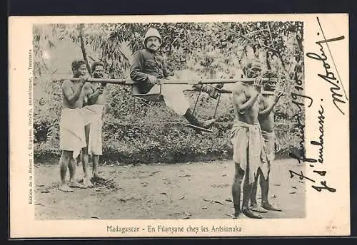 AK Madagascar, En Filanzane chez les Antsianaka