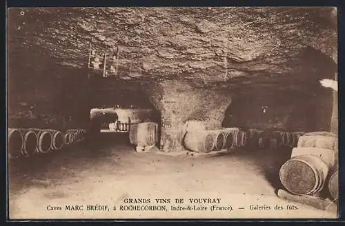 AK Rochecorbon /I.-et-L., Caves Marc Brédif, Galeries des futs