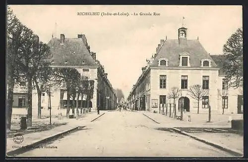 AK Richelieu /I.-et-L., La Grande Rue