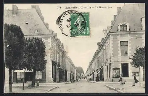 AK Richelieu /I.-et-L., La Grande Rue