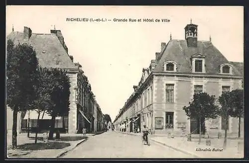 AK Richelieu, Grande Rue et Hotel de Ville