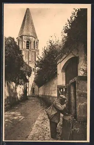 AK Loches /I.-et-L., Le Vieux Puits