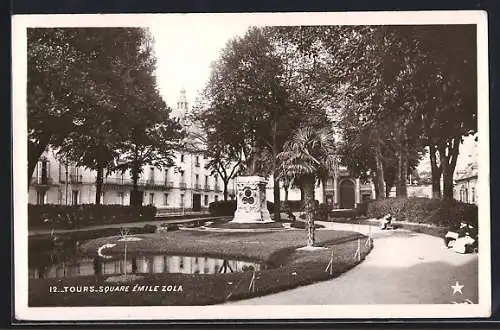 AK Tours, Square Émile Zola