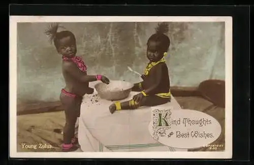 AK Young Zulus, Afrikanische Kinder essen aus einer Schüssel heraus