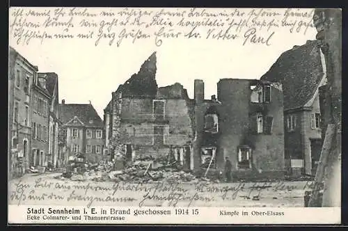 AK Sennheim, Kämpfe im Ober-Elsass, Ecke Colmarer-und Thannerstrasse in Brand geschossen