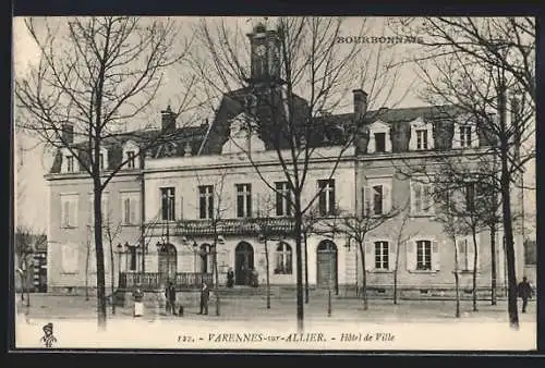 AK Varennes-sur-Allier, Hotel de Ville