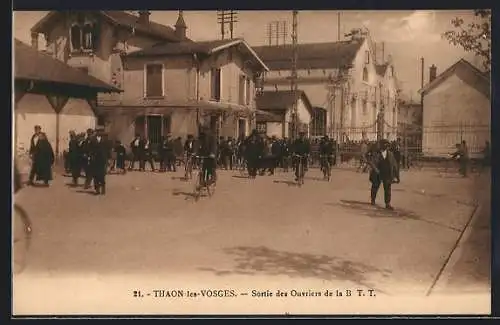 AK Thaon-les-Vosges, Sortie des Ouvriers de la B. T. T.