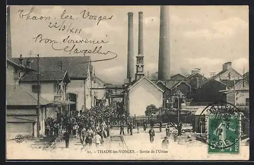 AK Thaon-les-Vosges, Sortie de l`Usine