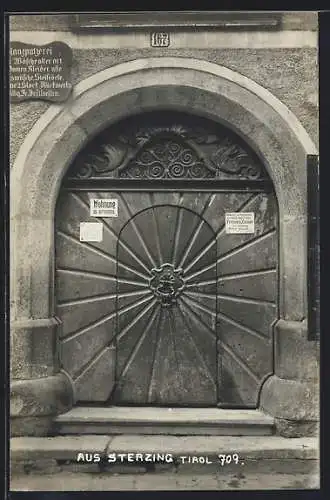 AK Sterzing /Tirol, Portal eines Wohnhauses