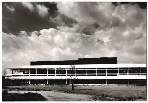 Fotografie Inge von der Ropp, Rodenkirchen, Ansicht Köln, Physikalisches Institut, Aussenansicht eines Gebäudeteil's