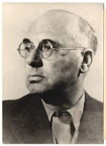 Fotografie Lucien - Regis Mat, Bruxelles, Portrait Johannes R. Becher DDR Kultur-Minister