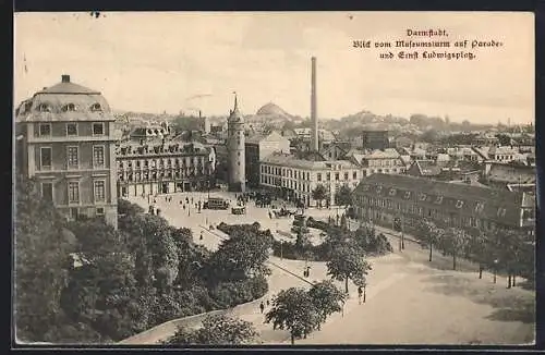 AK Darmstadt, Blick vom Museumsturm auf Parade- und Ernst Ludwigsplatz