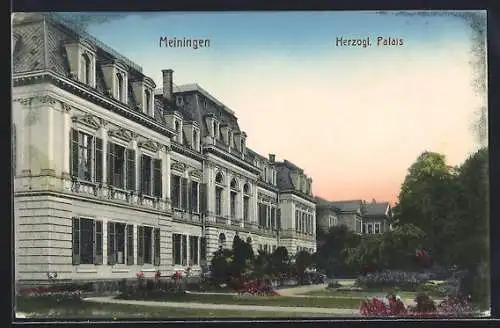 AK Meiningen, Das herzogliche Palais