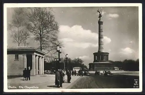 AK Berlin, Partie mit Passanten an Siegessäule