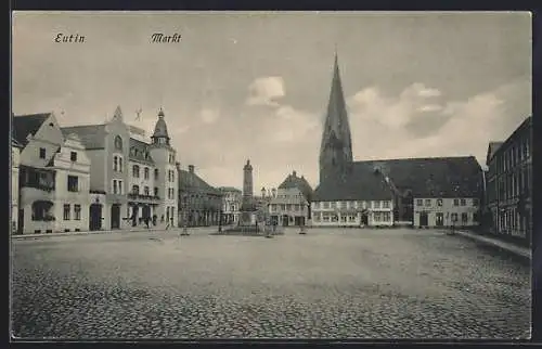 AK Eutin, Markt mit Denkmal und Kirche