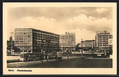 AK Berlin, Alexanderplatz mit Strassenbahn