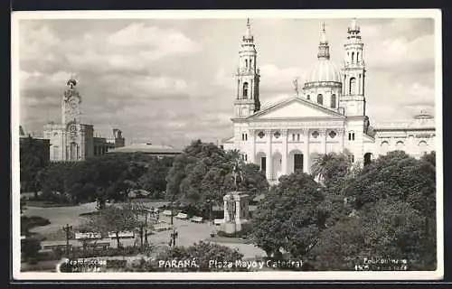 AK Paraná, Plaza Mayo y Catedral