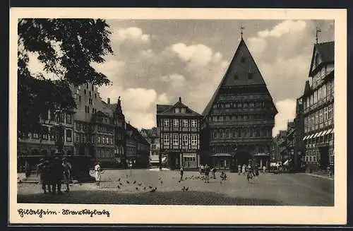 AK Hildesheim, Marktplatz mit Brunnen