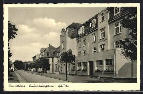 AK Wyk /Föhr, Kindererholungsheim Haus Uthland mit Strasse