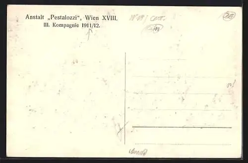 AK Wien, Knaben in Uniform der III. Kompagnie der Anstalt Pestalozzi, 1911 /12