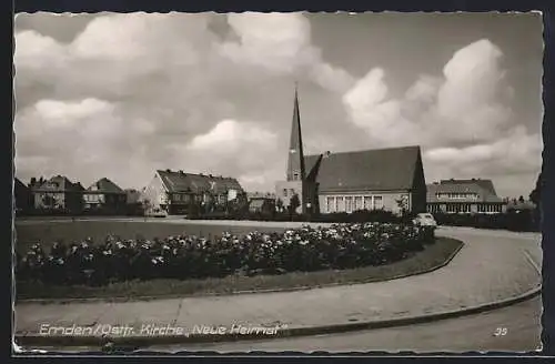 AK Emden /Ostfr., Kirche Neue Heimat mit Strassenpartie