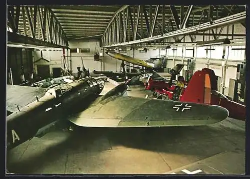 AK Appen / Pinneberg, Luftwaffen-Museum Uetersen, Flugeug Heinkel He 111