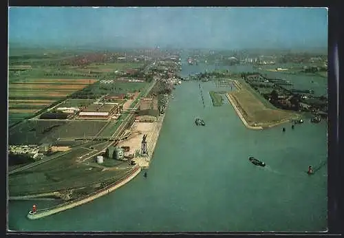 AK Emden / Ostfriesland, Der Aussenhafen vom Flugzeug aus