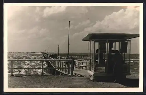 AK St. Peter /Nordsee, Seebrücke mit Kassenhäuschen