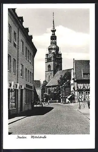 AK Itzehoe, Mittelstrasse mit Blick zur Kirche