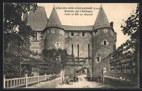 AK Villeloin-Coulangé /I.-et-L., Entrée de l`Abbaye