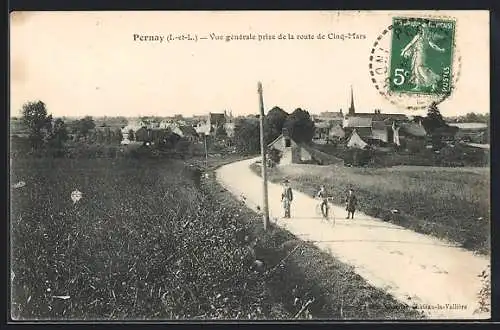 AK Pernay /I.-et-L., Vue générale prise de la route de Cinq-Mars