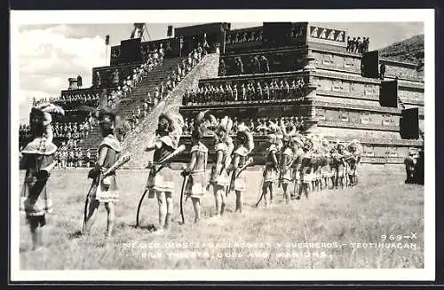 AK Teotihuacan, Sacerdotes y Guerreros